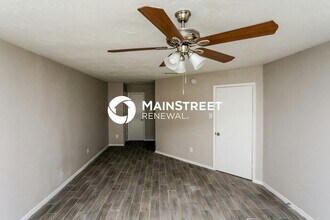 1320 Devonshire Ln in Mesquite, TX - Building Photo - Building Photo