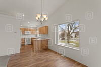 1502 N Madson Ln in Liberty Lake, WA - Foto de edificio - Building Photo