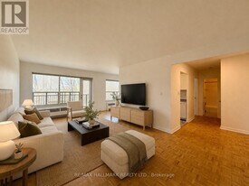 30 Upper Canada Dr in Toronto, ON - Building Photo