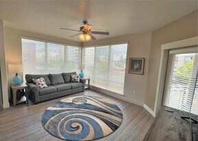 460 E 400 S in Salt Lake City, UT - Building Photo