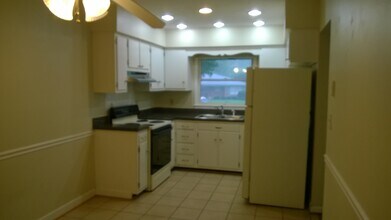750 Terrace View Dr in Lexington, KY - Foto de edificio - Building Photo