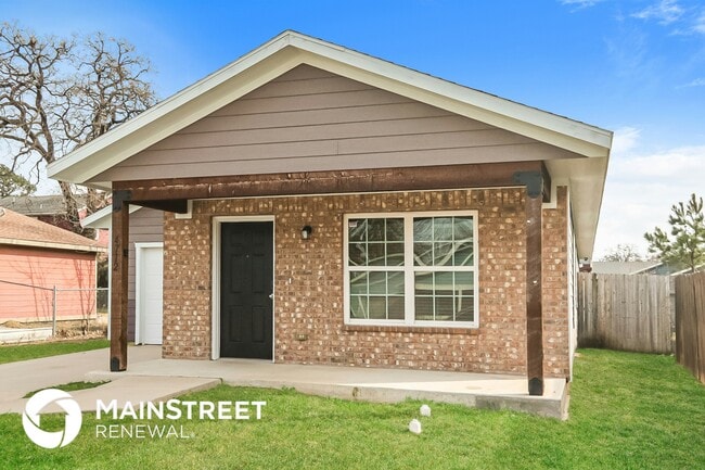 4712 Stokes St in Dallas, TX - Foto de edificio - Building Photo