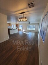 5227 W Desert Ln in Phoenix, AZ - Building Photo - Building Photo