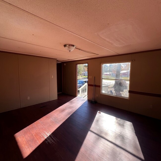 1481 Holly Grove Rd in Anacoco, LA - Building Photo - Building Photo