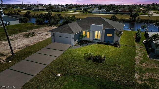 2524 NW 6th Terrace in Cape Coral, FL - Building Photo - Building Photo