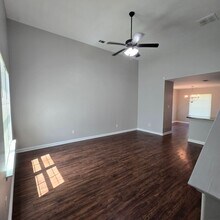 Two-Story Beauty in Olive Branch with Comp in Olive Branch, MS - Building Photo - Building Photo