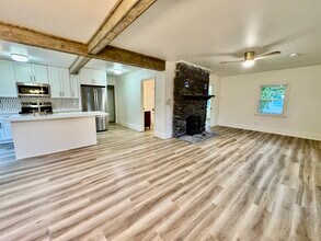 1532 Emoriland Blvd in Knoxville, TN - Building Photo - Building Photo