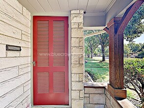 2137 Barberry Dr in Dallas, TX - Building Photo - Building Photo