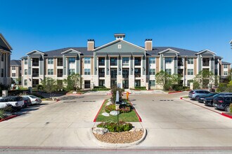 Ariza Plum Creek in Kyle, TX - Foto de edificio - Building Photo