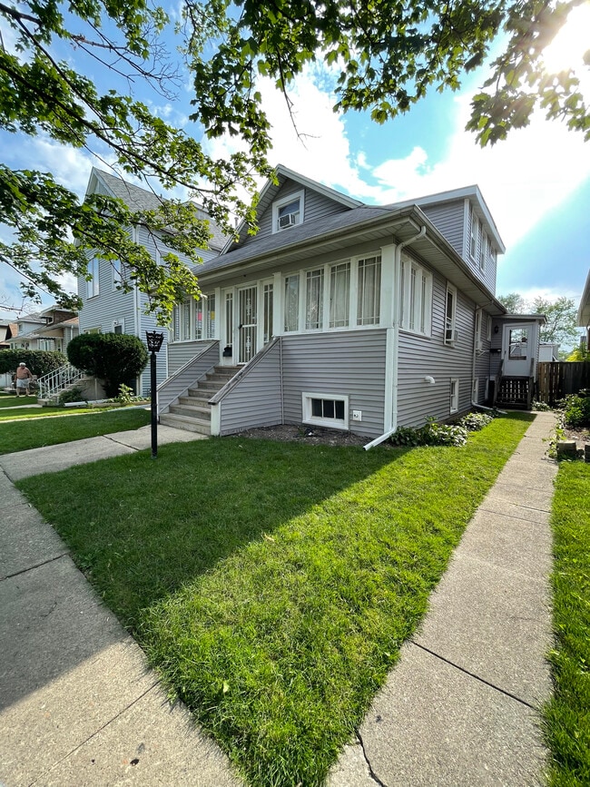 2130 N 73rd Ave, Unit 1