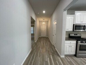 2406 W Kingsport Ct in Broken Arrow, OK - Building Photo - Building Photo