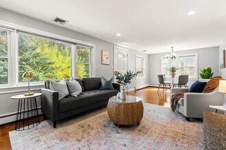 334 Mystic St in Arlington, MA - Building Photo - Building Photo