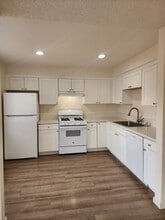 325 Roosevelt St in Chula Vista, CA - Building Photo - Building Photo