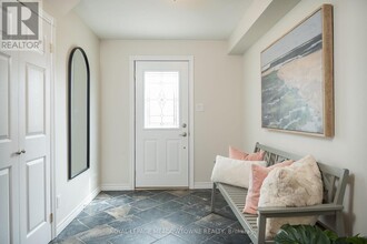 830 Merritt Dr in Milton, ON - Building Photo - Building Photo