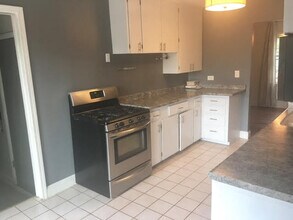 45 Bradley Ln in Hoffman Estates, IL - Building Photo - Building Photo