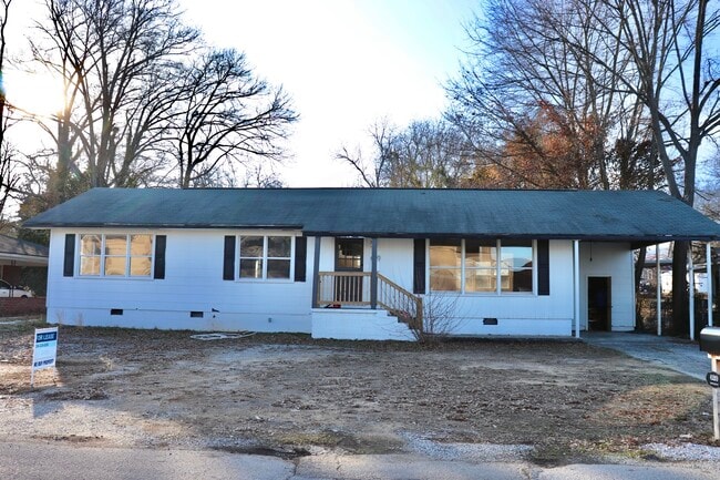 property at 620 Monger St