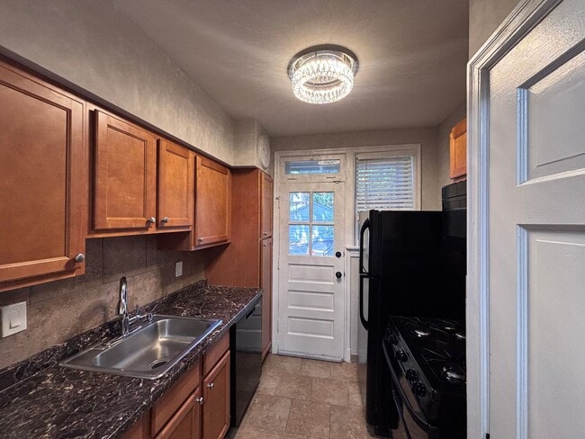 property at 1019 Sanford Ave