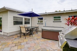 2053 N Torrington Rd in Avon Park, FL - Building Photo - Building Photo