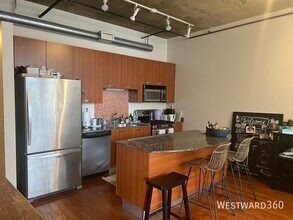 111 S Morgan St in Chicago, IL - Building Photo - Building Photo