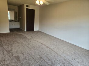 223 Yelton Ct in Nashville, TN - Building Photo - Building Photo