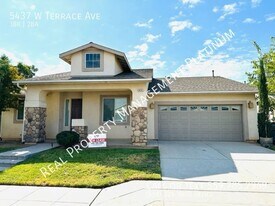 5437 W Terrace Ave in Fresno, CA - Building Photo
