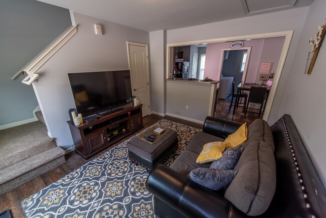 property at 35 Ennis Dr