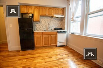1332 Commonwealth Ave in Boston, MA - Building Photo - Building Photo