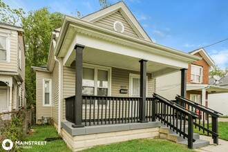 1827 Osage Ave in Louisville, KY - Building Photo - Building Photo