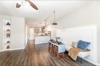 1074 Hickory Glen Rd in Winston-Salem, NC - Foto de edificio - Building Photo