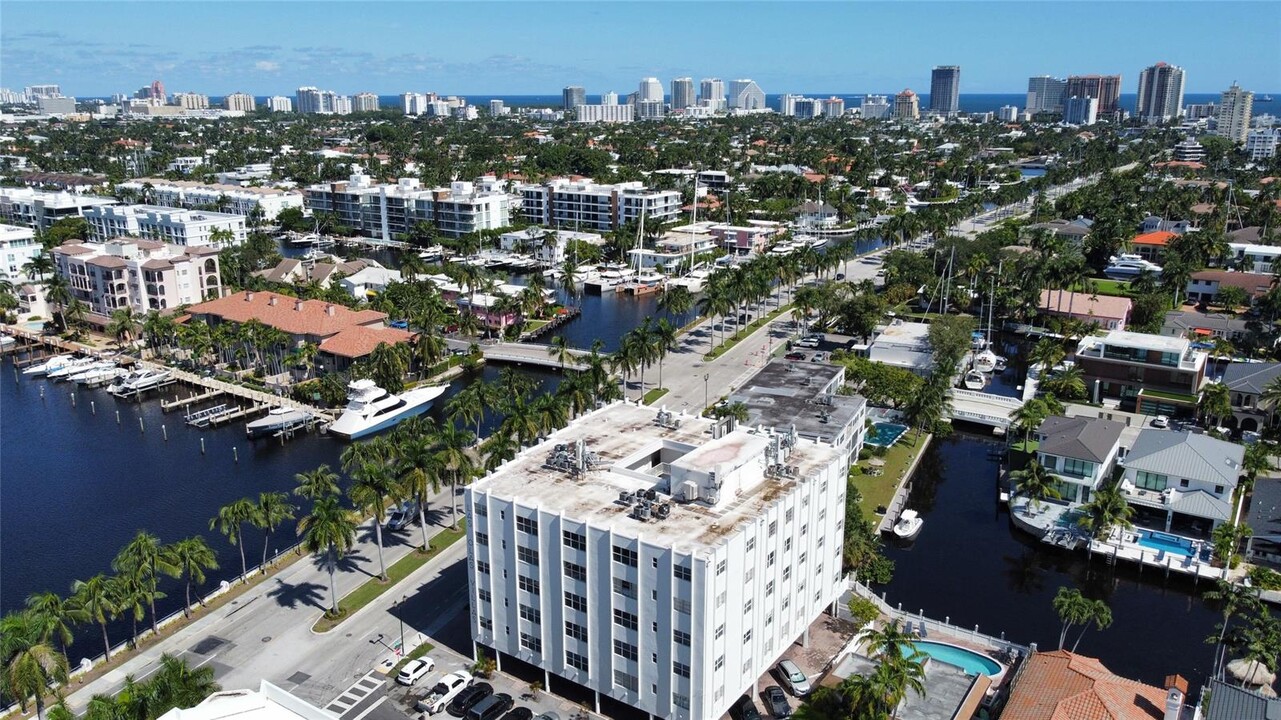 1770 E Las Olas Blvd, Unit 504 in Fort Lauderdale, FL - Foto de edificio