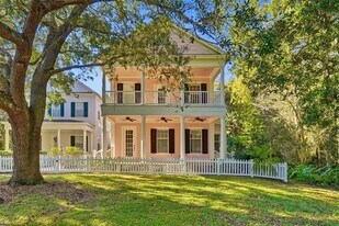 815 Lake Evalyn Dr in Kissimmee, FL - Building Photo