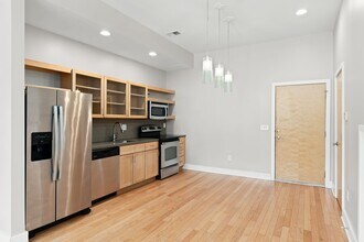 4475 Rainbow Blvd in Kansas City, KS - Building Photo - Building Photo