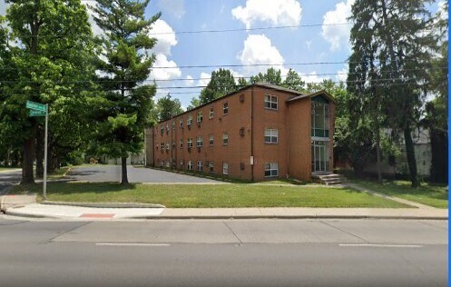 3788 Cleveland Ave in Columbus, OH - Building Photo