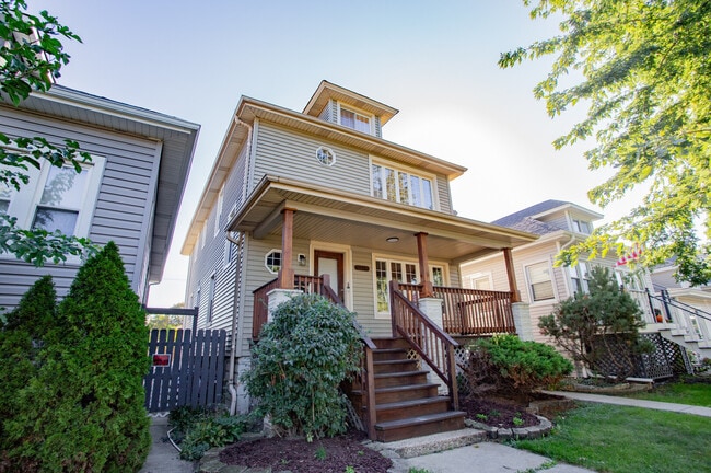 4217 N Moody Ave in Chicago, IL - Building Photo - Building Photo