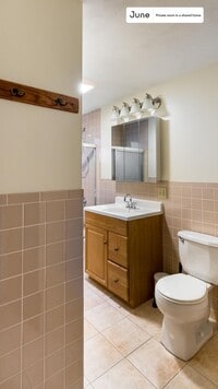 106 Beacon St photo'