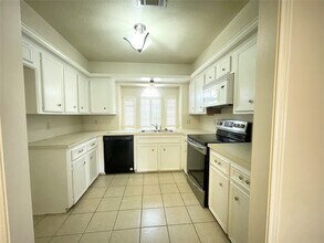 12943 Lemur Ln in Cypress, TX - Foto de edificio - Building Photo