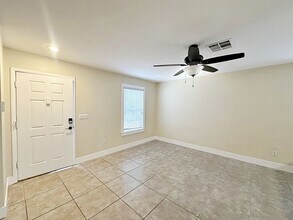 725 Hitchen Post Dr in Henderson, NV - Building Photo - Building Photo