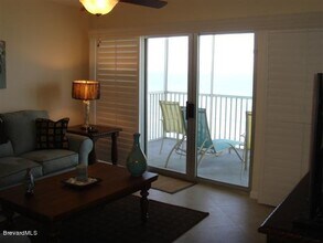 1175 A1A Jimmy Buffett Mem Hwy in Satellite Beach, FL - Building Photo - Building Photo