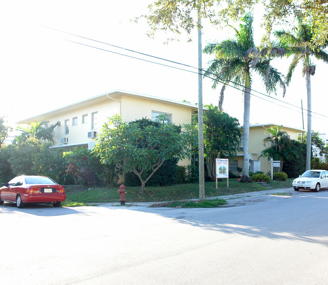 206 NE 16th Ave in Fort Lauderdale, FL - Building Photo - Building Photo