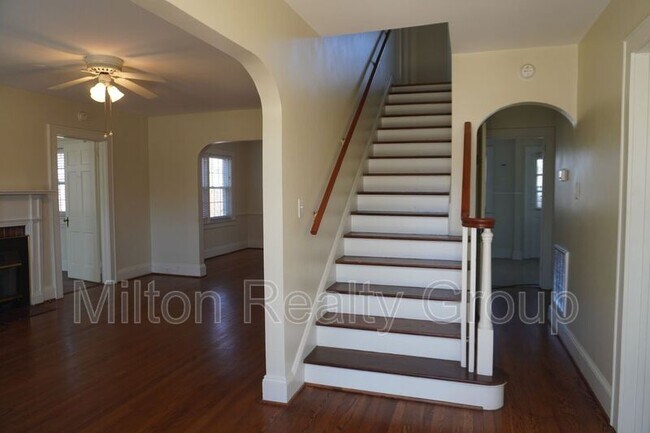 1203 S Main St in Lillington, NC - Building Photo - Building Photo