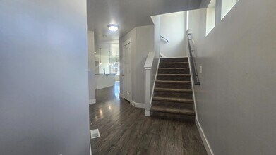 4933 W Pillar Dr in Riverton, UT - Building Photo - Building Photo