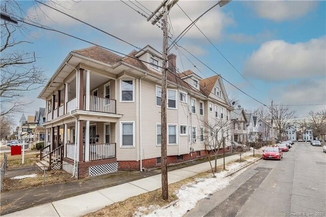 234 Howard Ave, Unit 2