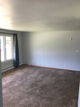 2123 Dorwood Dr in South Bend, IN - Building Photo - Building Photo