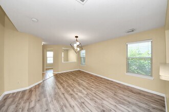 4131 Fairhope Oak St in Pasadena, TX - Building Photo - Building Photo