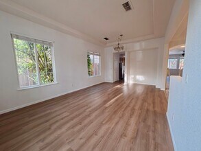 2877 Gray Fox Way in Lincoln, CA - Foto de edificio - Building Photo