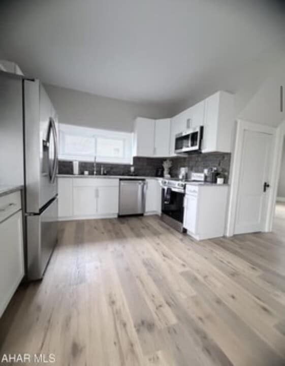 5360 E Pleasant Valley Blvd in Tyrone, PA - Building Photo