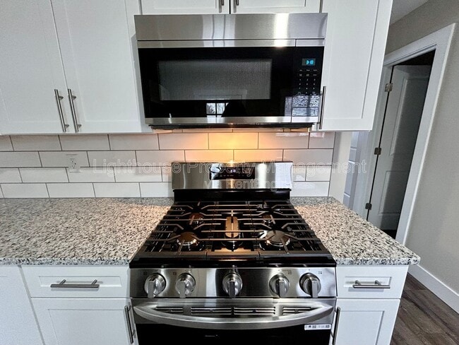 2874 Taft Ave SW in Wyoming, MI - Building Photo - Building Photo