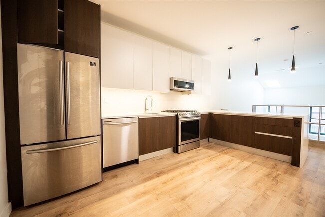 2 Sewall St, Unit 205