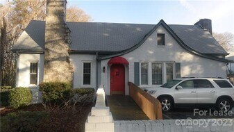 1208 E Franklin Blvd