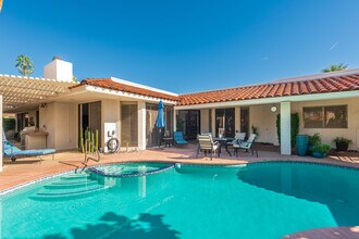 66 Dartmouth Dr in Rancho Mirage, CA - Building Photo - Building Photo